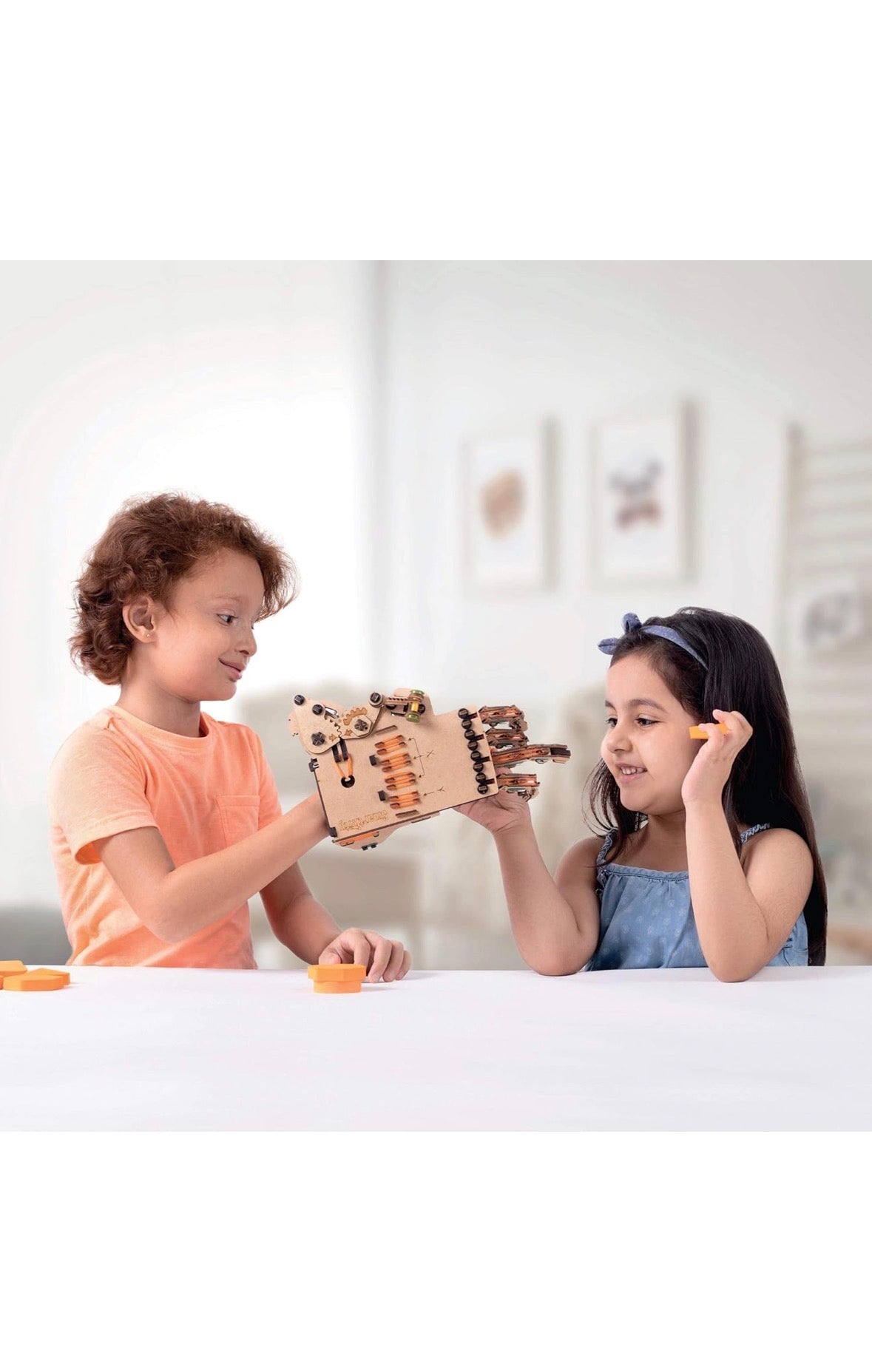 Smartivity Robotic Mechanical Hand | DIY STEAM Building Kit for Kids 8-14 | Learn Anatomy, Engineering & Biomimicry | Free Stickers Included | Eco-Friendly STEM Toy