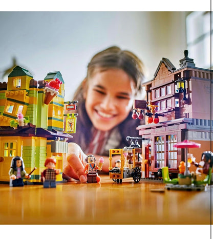 LEGO Harry Potter Quality Quidditch™ Supplies & Ice Cream Parlour Building Set 76452 (795 Pieces, Age 8+)