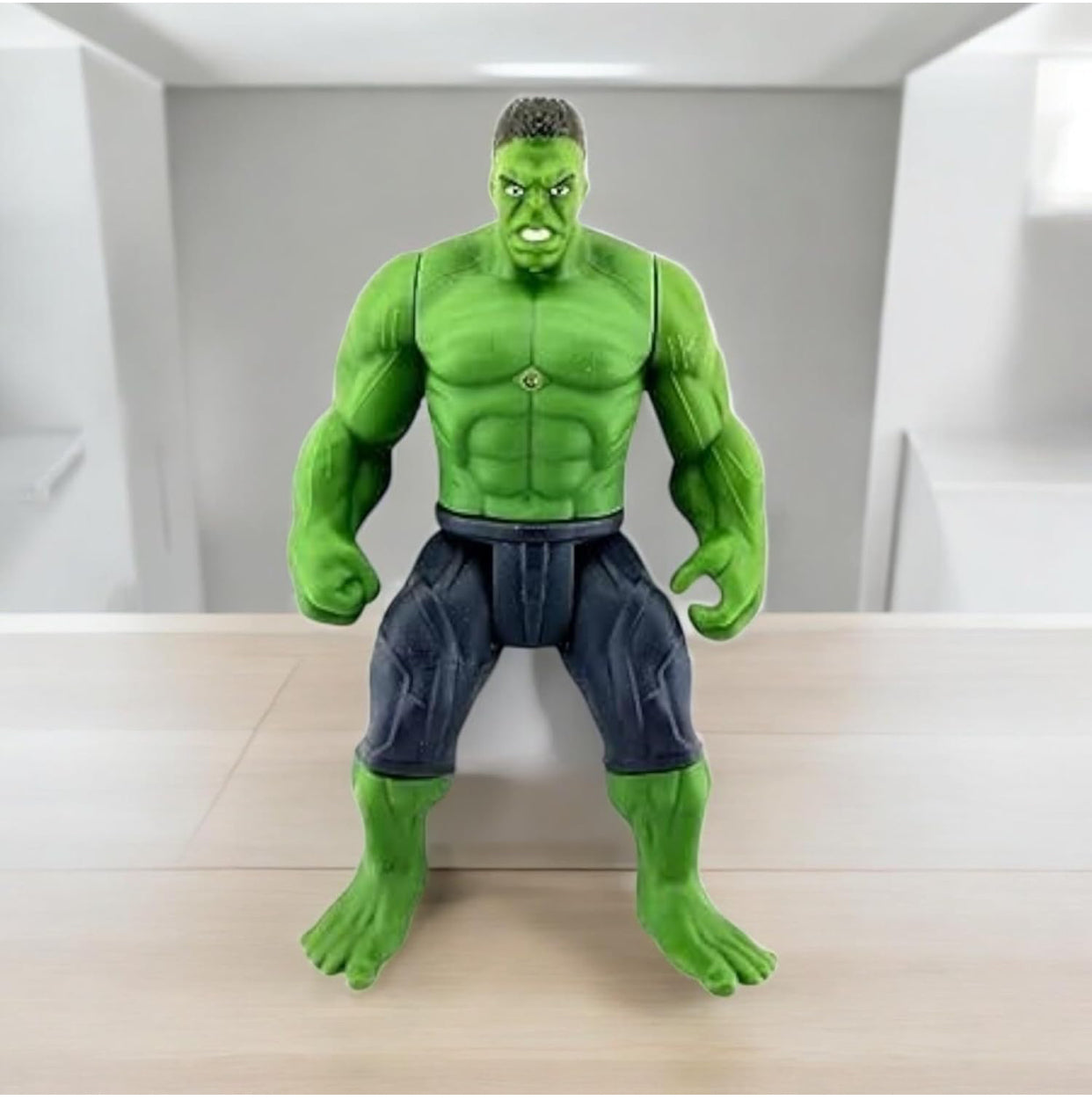 💪 Hulk Green Superhero Action Figure – Large Muscular Toy for Kids